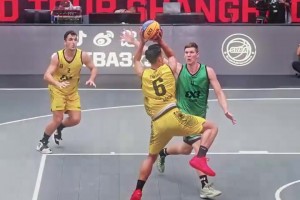 【NBA梗百科】尼克斯球员都是撞脸怪是什么梗？